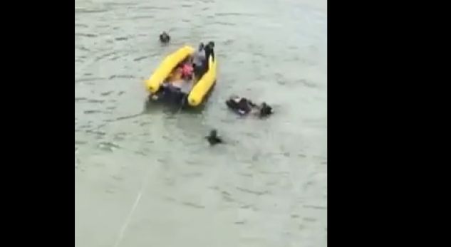 Momenti kur nxirret nga uji, trupi i pajetë i Sali Gërqinës (Video)