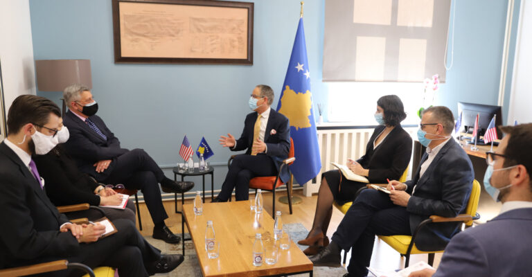 Sami Uka sërish pjesë e kabinetit të ministrit Vitia