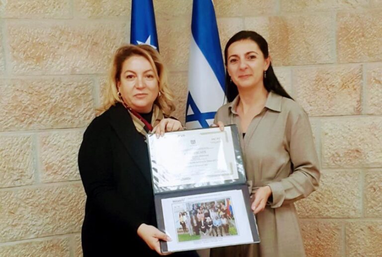 Ambasadorja e Kosovës në Izrael: Moment krenarie me Prof. Venera Berisha-Muharremi