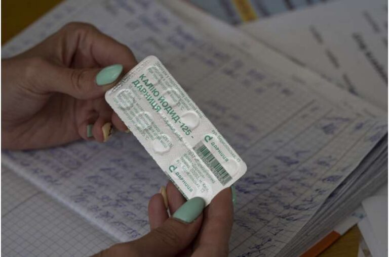 Si mund të mbrojnë tabletat e jodit kundër rrezatimeve bërthamore joduri i kaliumit