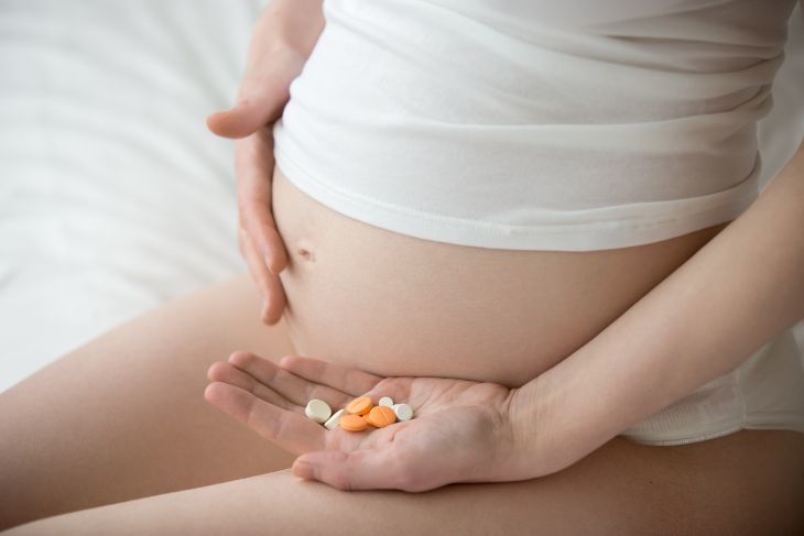Studim: Opioidet e përshkruara gjatë shtatzënisë nuk rrisin rrezikun për autizëm dhe ADHD
