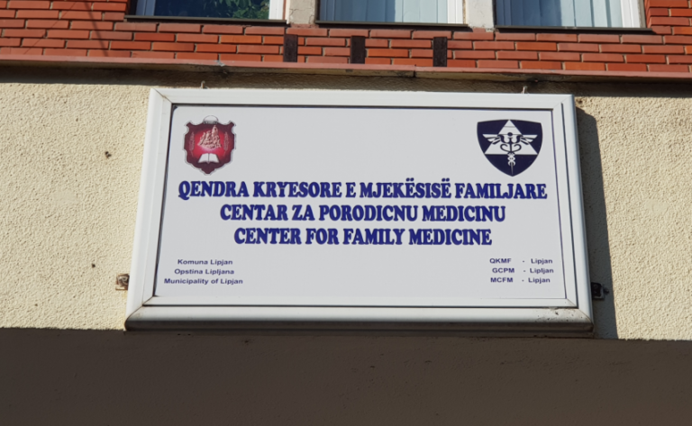 Një person kërcënon dhe fyen mjekun e QKMF-së në Lipjan, Policia nis hetimet
