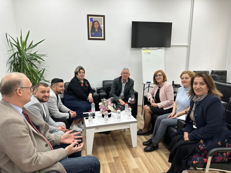 Mjekët nga Zvicra të gatshëm për bashkëpunim me mjekët kosovar në fushën e Gastroenterologjisë shskuk dhe gastroenterologjia