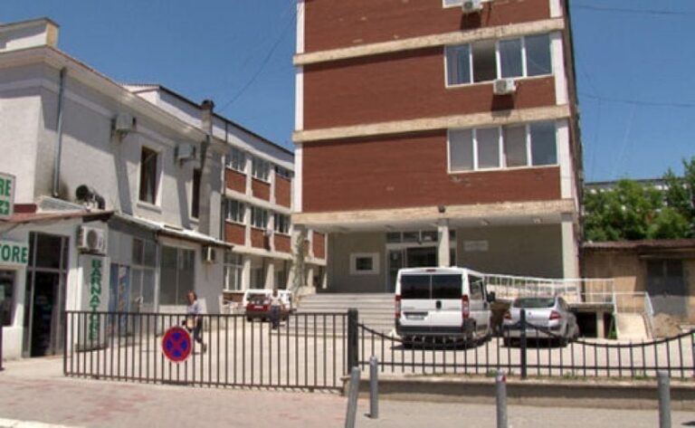 Largohen nga tregu ampulat Omeprazol me dyshimin se shkaktuan reaksione te disa pacientë