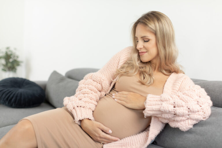 Pse çdo grua shtatzënë duhet të bëjë një test prenatal?
