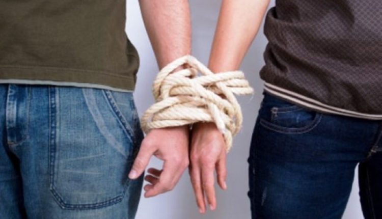 Çrregullimi i personalitetit të varur: Përkufizimi, shkaqet, simptomat, diagnoza dhe trajtimi