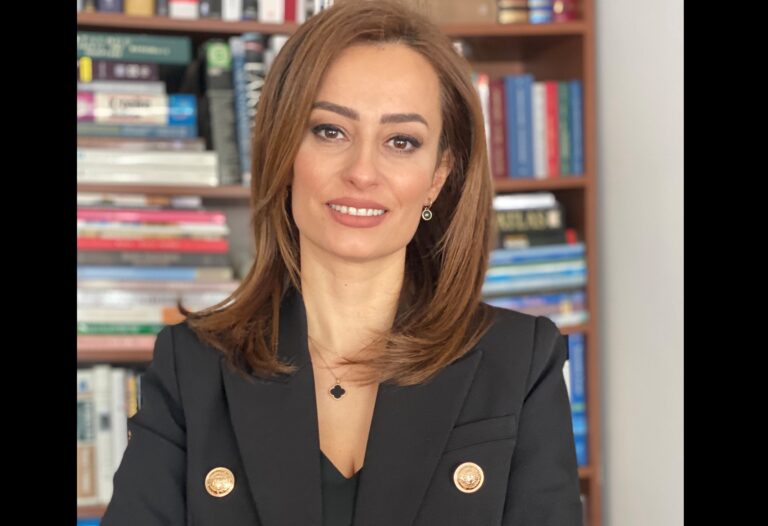 Intervistë me onkologen dr. Brunilda Haxhiu: Simptomat, trajtimi dhe rreziku i përsëritjes së kancerit të gjirit