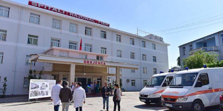 Spitali i Fierit sërish në lupën e Prokurorisë, dërgohen për gjykim 5 mjekë për ‘neglizhencë’