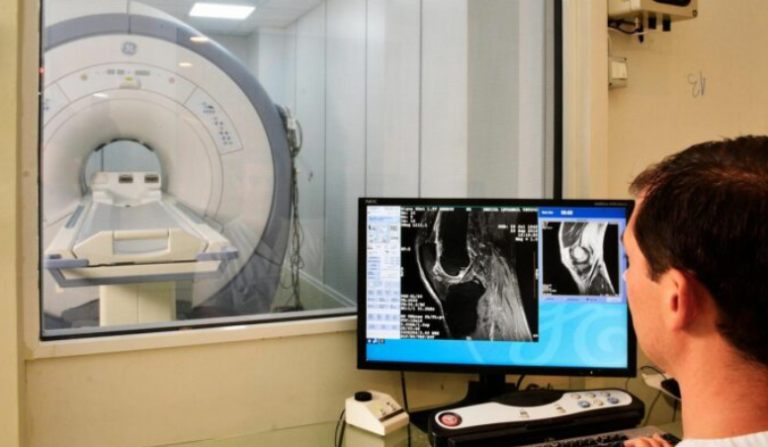 Radiologët i drejtohen ministrit Vitia, kërkojnë rikthimin e shërbimit të Trombektomisë në QKUK