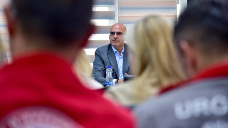 Drejtori i SHSKUK-së shpenzoi mbi 1 mijë euro për udhëtime zyrtare vitin e kaluar