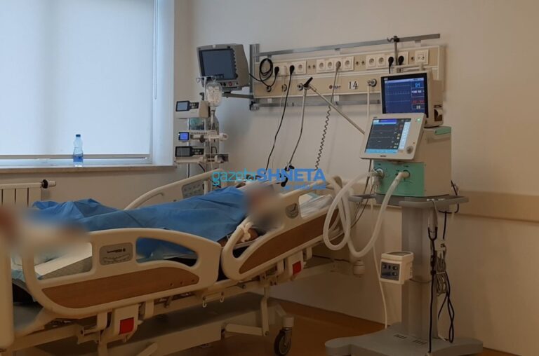 Gjendja e vajzës që e zuri kulmi i Komunës së Prishtinës, Uka: Po mbahet në gjumë me barna