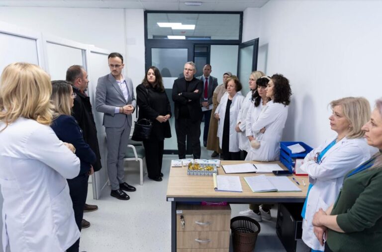 PAP testi, shërbimi shtesë i radhës që ka filluar të ofrohet nga sot në QKMF në Gjilan