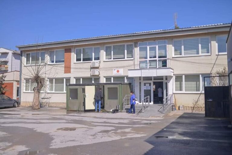 Punësohet në QKMF bashkëshortja e avokatit të kryetarit të Kamenices
