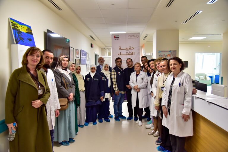 Delegatët nga Fondacioni “Sheikh Zayed” i Emirateve të Bashkuara Arabe vizituan Klinikën e Pediatrisë në QKUK Klinika e Pediatrise/QKUK