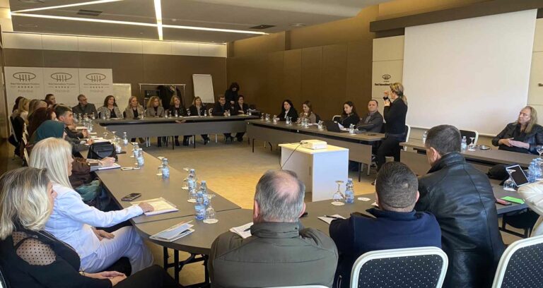 IKShPK: Një muaj nga fillimi i aplikimit të vaksinës kundër HPV në Kosovë, rezultatet janë inkurajuese IKSHPK