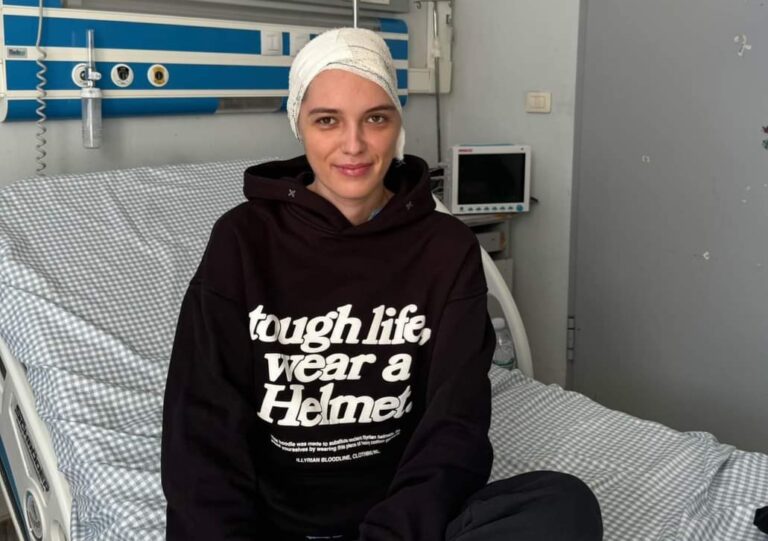 “Pas vështirësisë vjen lehtësimi” – Elza Ujkani lirohet nga spitali pas më shumë se 2 muajsh Elza Ujkani
