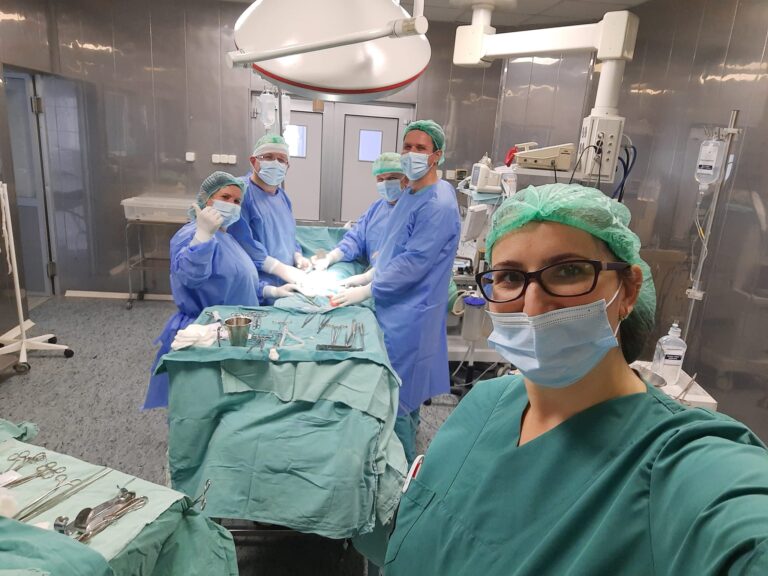 Reparti i Urologjisë në Spitalin e Prizrenit ka realizuar një operim sfidues tek pacienti 57-vjeçar me kancer