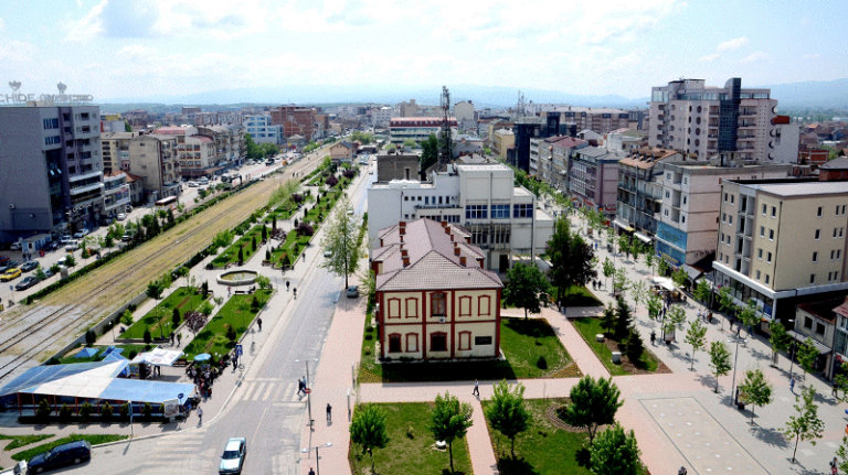 Lëndohet një qytetar në Ferizaj, i bie në kokë një objekt i fortë