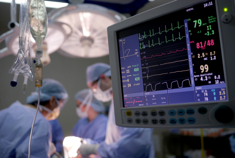 Anemia mund të kontribuojë në vdekshmërinë më të lartë të femrave gjatë operacionit në zemër