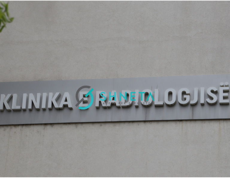 Tekniku i Radiologjisë tregon se si asistoi gjatë ekzaminimit të tani të ndjerës dhe a kishte licencë valide të punës