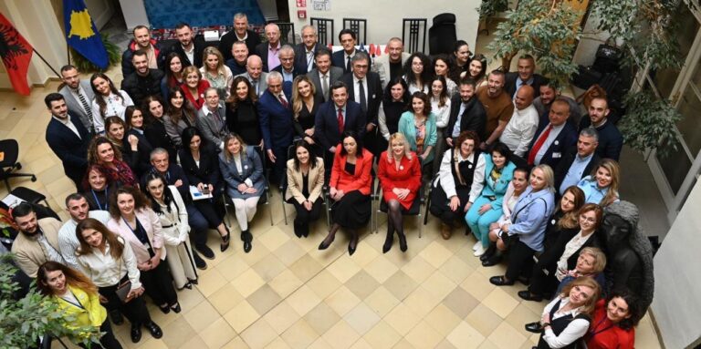 Federata e Mjekëve Shqiptarë në Evropë bashkon mjekësinë shqiptare në Çeki