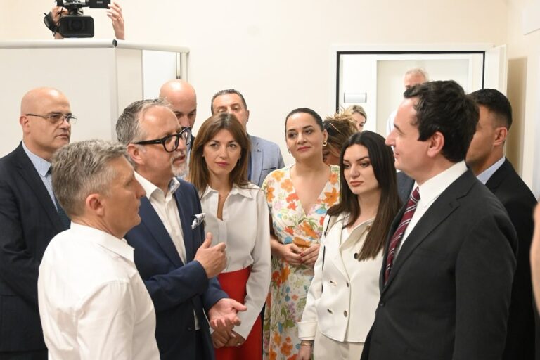 Transformimi i klinikës së Gjinekologjisë, ministrja Haxhiu falënderon ministrin Vitia