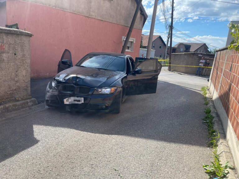 Policia jep detaje për grabitjen e këmbimores në Prishtinë, i dyshuari gjuajti me kallashnikov