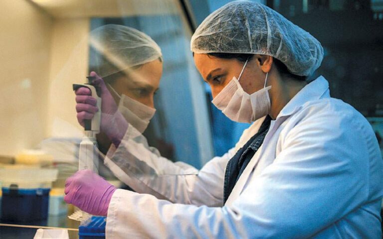Rikthehen rastet me COVID-19 në ShBA, ekspertja e shëndetit tregon se a ka vend për shqetësim