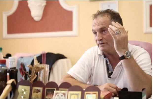 Arrestohet ‘Nazmi Bio Mulaku’ nga Vushtrria që pretendon se është mjek popullor