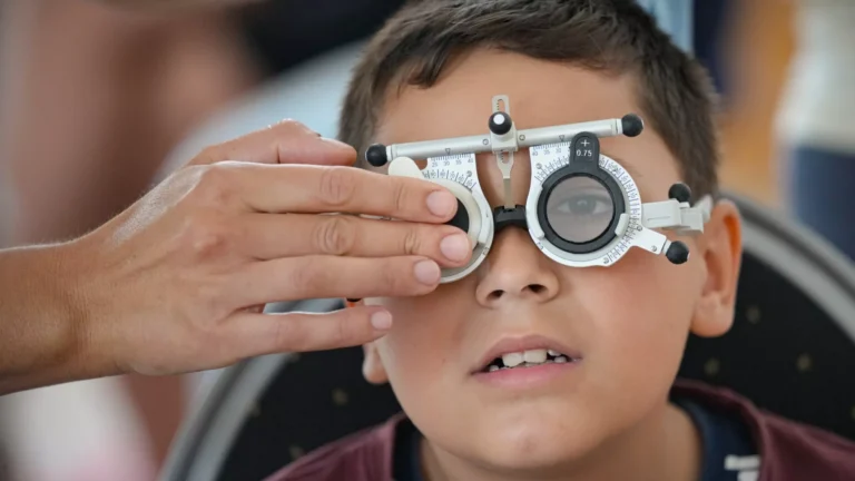 Më shumë se 740 milionë të rinj mund të kenë probleme me shikimin deri në vitin 2050, zbulon studimi