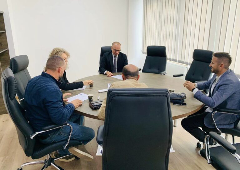 Spitalit të Gjakovës i bashkohen edhe katër specialistë të fushave të ndryshme