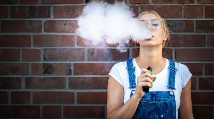 Cigaret elektronike ndikojnë në dëmtimin e trurit, zbulon studimi