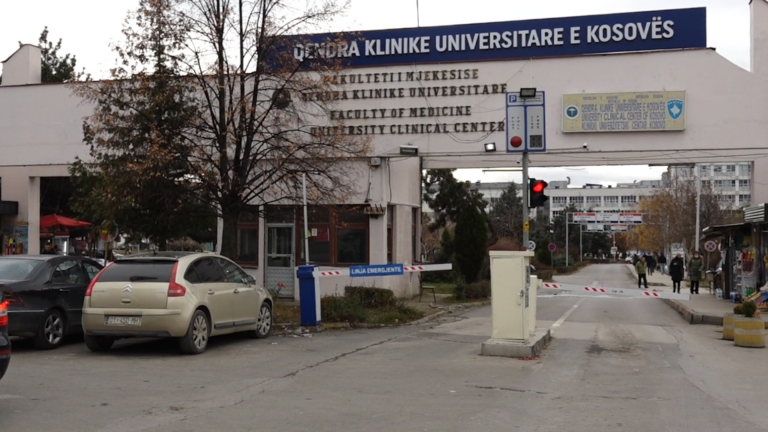 Zvogëlohen listat e pritjes në Kirurgjinë e fëmijëve në QKUK