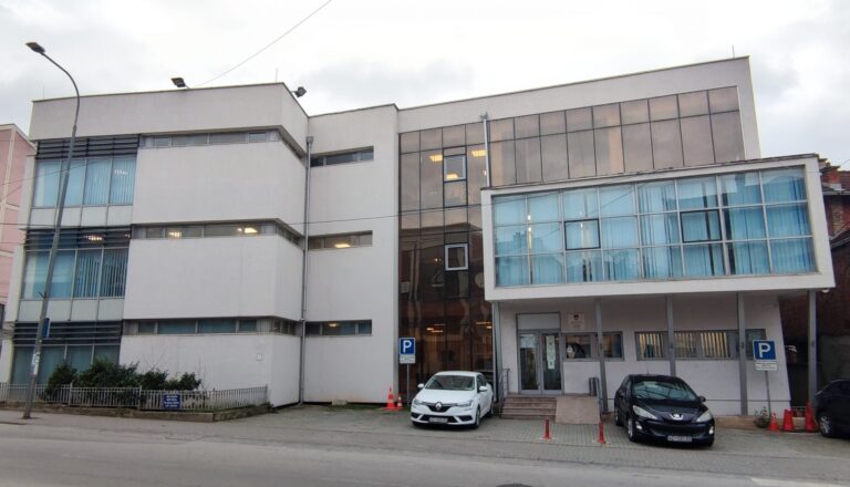 Prokuroria pas krimit të rëndë në Prizren: Vajza tjetër ndodhet jashtë rrezikut për jetë