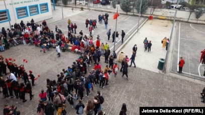 Vdes një i mitur në Tiranë në një përleshje bashkëmoshatarësh