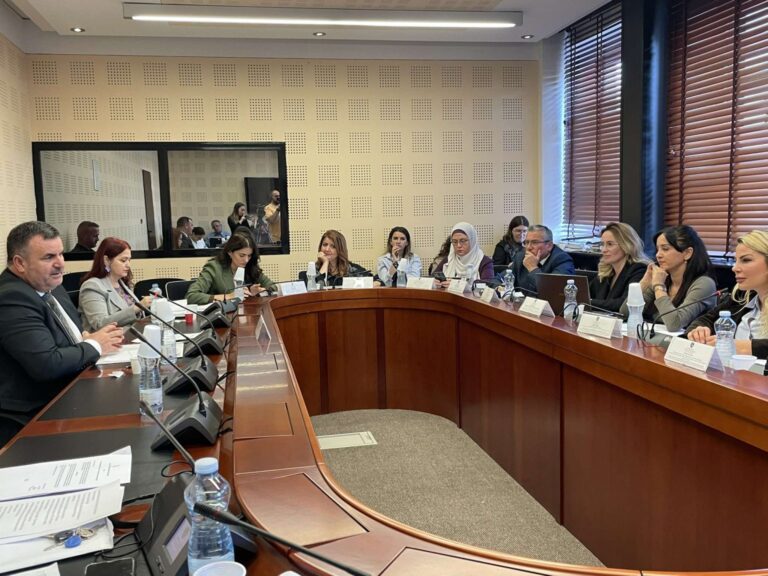 Rritja e rasteve të dhunës ndaj të miturave e zvarritja e lëndëve gjyqësore, shqetësimet e Avokatit të Popullit
