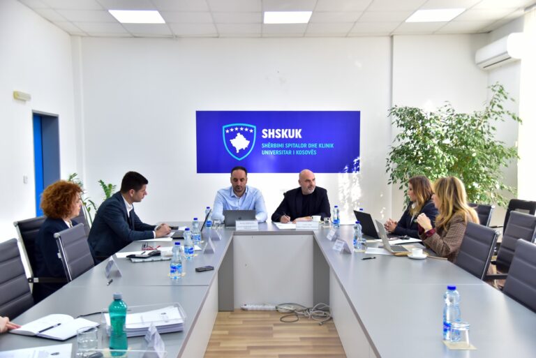 Azizi: SHSKUK-ja është në procedurë për pranim të personelit mjekësor