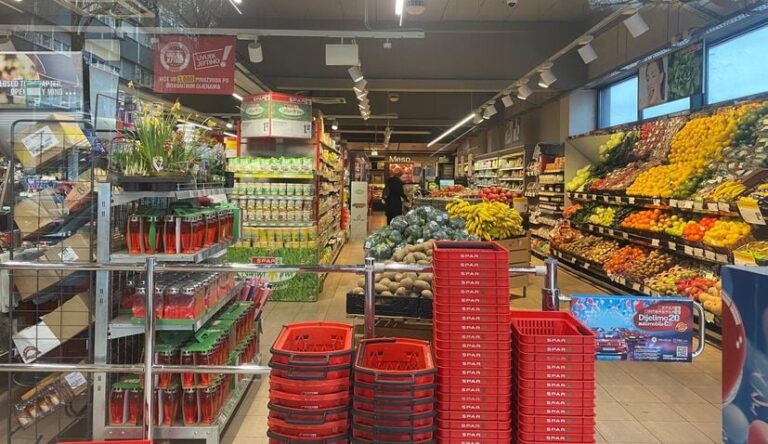 Kroatët bojkotojnë masivisht dyqanet ushqimore për shkak të rritjes së çmimeve
