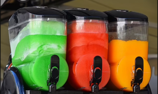 Studimi tregon se pijet “slushy” pa sheqer mund të kenë efekte toksike te fëmijët