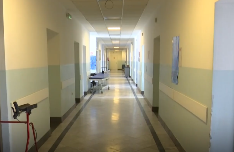 Mungesa e mekanizmave për trajtimin e ankesave po i lë pacientët pa zë, pensionistët më të prekurit