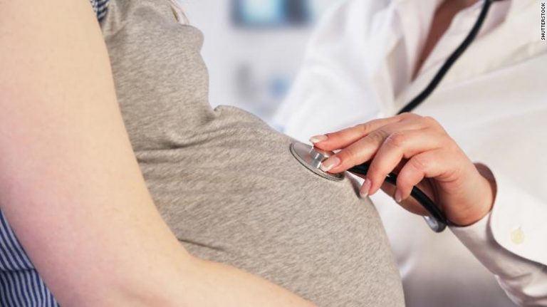 Pushime me pagesë pas abortit: Propozimet shkaktojnë polemika në Zvicër