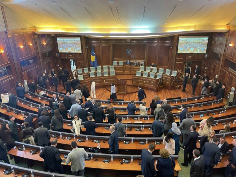 Për të 18 herë, dështon sërish konstituimi i Kuvendit të Kosovës