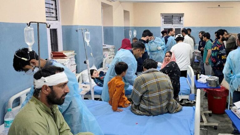 Nga sulmi ajror i Indisë në Pakistan janë vrarë 26 persona dhe 46 tjerë janë plagosur