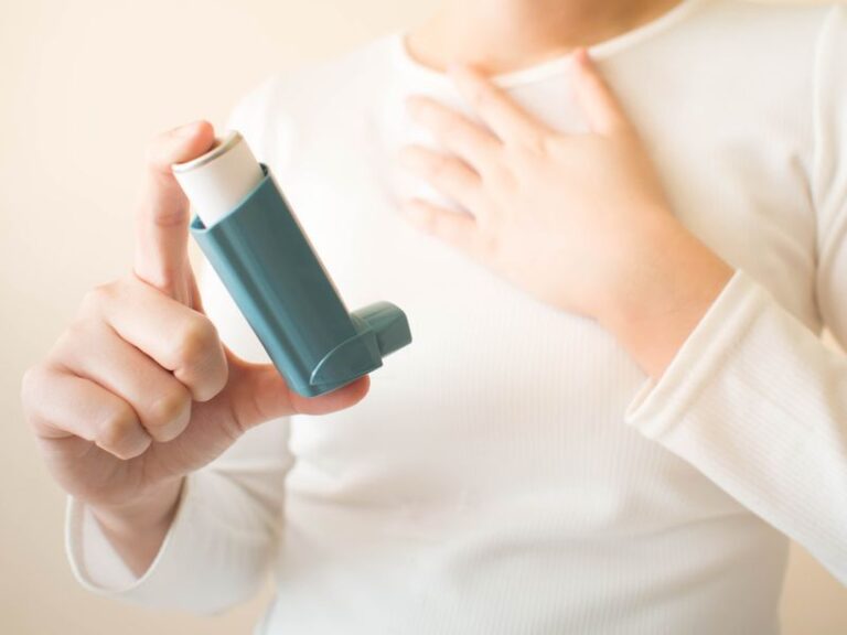 Antibiotikët mund të rrisin rrezikun e astmës dhe alergjive tek fëmijët