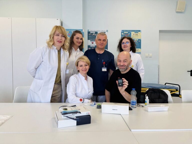 Shërbimi i ri i trajtimit me pompa insulinike në Klinikën e Endokrinologjisë së QKUK