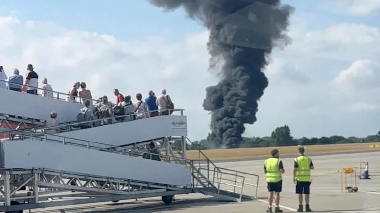 Aksidenti tragjik në Angli: Një mjek mes të vdekurve nga rrëzimi i avionit