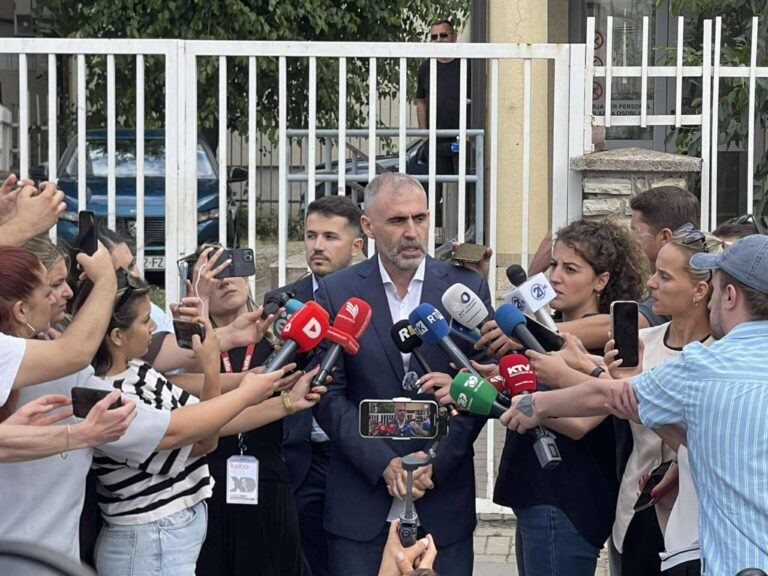 Besnik Berisha për policinë: Ata kryen detyrën, s’janë kardiolog, e as neurolog e s’e zëvendësojnë doktorin