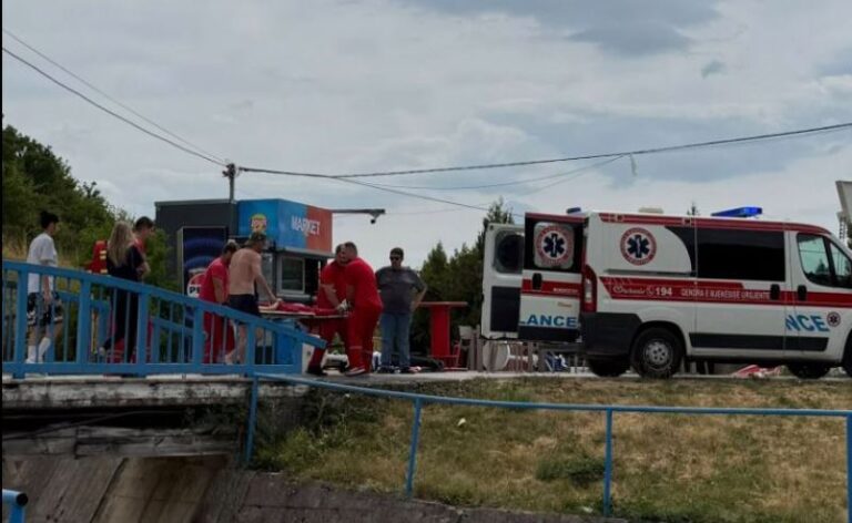 Lëndohet një vajzë në pishinën e Gërmisë, këshilli lokal fajëson komunën