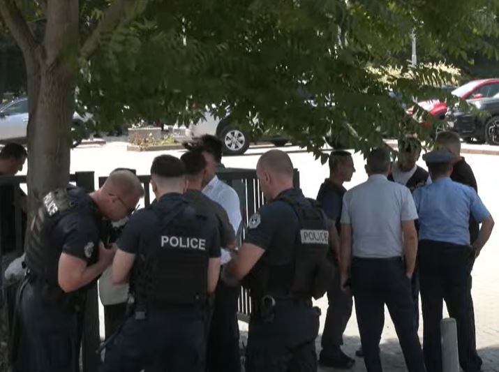 Dyshime për kërcënim me bombë në Kuvendin e Kosovës