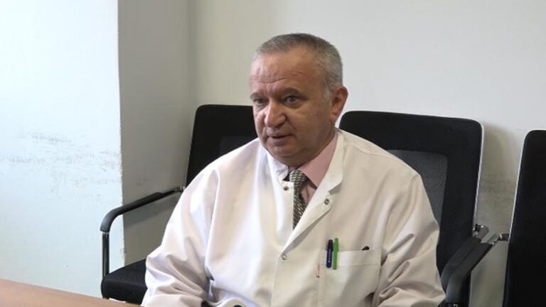 ‘Mjeku i Javës’ – Dr. Skender Baca: Rreziqet nga ndotja e ajrit, sëmundjet kronike dhe si të mbrohemi